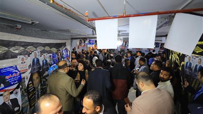 من داخل لجان الفرز.. عاشور يتفوق في الفيوم وبني سويف وسوهاج