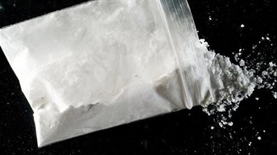 التحقيق مع عاطل وسيدة لحيازتهما 1،250 كيلو من مخدر الهيروين في الجيزة