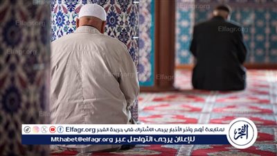 هل تؤم المرأة الرجال في الصلاة؟.. مفتي الجمهورية يوضح (فيديو)