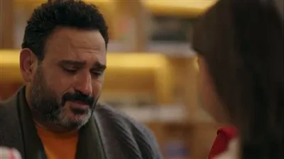 في مشهد مؤثر.. أكرم حسني يصطدم بمهمة جديدة مع ابنته في الحلقة 15 من 
