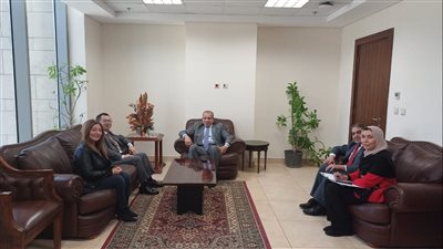 التمثيل التجاري: مهتمون بتعزيز مستوى التنسيق والتعاون مع شركة 