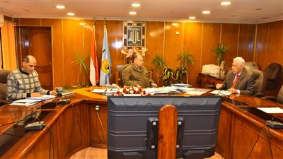 محافظ أسيوط يؤكد على تقديمه سبل الدعم لتنفيذ الفعاليات وتفعيل دور مديرية العمل