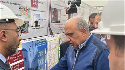 وزير قطاع الأعمال يفتتح وحدة تركيز الصودا بشركة 