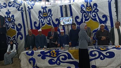 تكريم 170 حافظا للقرآن الكريم من الشباب والفتيات بقرية العبسي في العياط