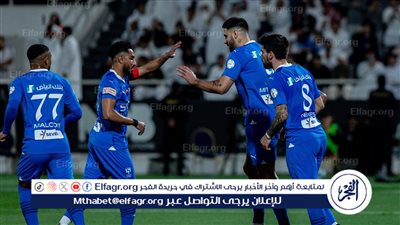 دوري روشن.. الهلال يضرب الشباب بثلاثية في شوط اللقاء الأول