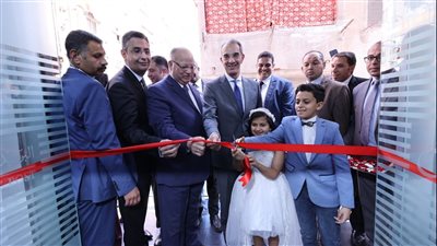 وزير الاتصالات يفتتح مبنى بريد الأميرية الجديد ومكتب المقطم بعد تطويره 