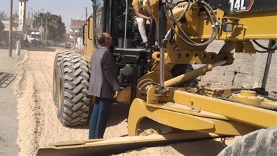 محافظ أسيوط: حملة مكبرة لتمهيد وتسوية طريق الجبانات بعرب المدابغ