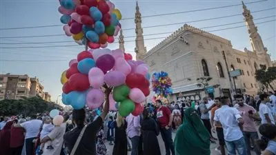 شتوي ولا صيفي؟.. الشكل الأنسب لملابس عيد الفطر 2024