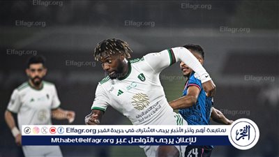 التعادل السلبي يحسم الشوط الأول بين الأهلي والوحدة في الدوري السعودي