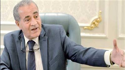 التموين تتابع انتظام عمل المجمعات الاستهلاكية والمنافذ قبيل عيد الفطر