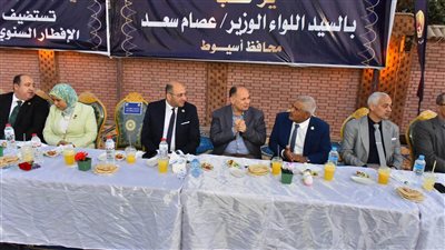 محافظ أسيوط يشارك فى حفل الافطار السنوي لأمانات الصعيد