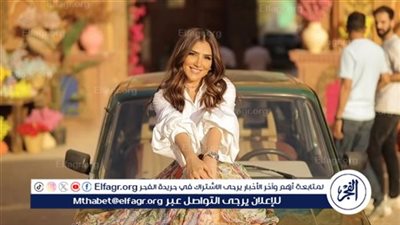 شاهد.. مي عمر بإطلالتين مختلفتين في إعلان 