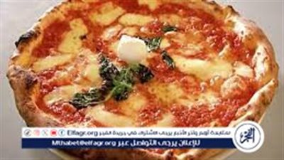 طريقة عمل بيتزا المطاعم بكل أسرارها بعجينه هشة