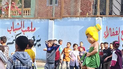 ألعاب رياضية وملاهي أطفال في رابع أيام عيد الفطر المبارك 