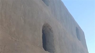 كشف حقيقة سرقة الأبواب الحديدية الخاصة بالمقابر بالدقهلية