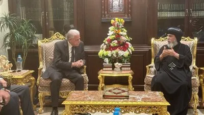 محافظ جنوب سيناء وقياداتها فى زيارة لنيافة الأنبا أبوللو