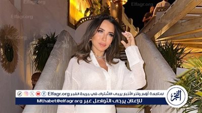 ساندي تثير الجدل بأحدث ظهور لها