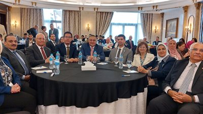 رئيس جامعة بنها يفتتح مؤتمر 