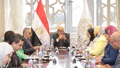 حجازي: التوسع فى زيادة عدد المدارس المعتمدة بجميع مراحلها الحاصلة على الاعتماد التربوي