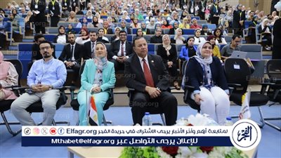 بدء فعاليات المؤتمر العلمي الأول لطلاب كلية الصيدلة بجامعة المنصورة الجديدة