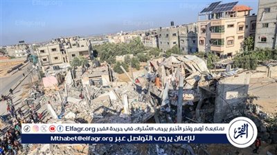 بدموع وأنين.. أم فلسطينية تناشد الدول الداعمة للقضية بتركيب طرف صناعي لطفلها بعد بتر ساقه