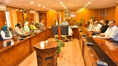 محافظ أسيوط يترأس اجتماع متابعة جهود تنفيذ المرحلة الثالثة من الموجة الـ 22 لإزالة التعديات