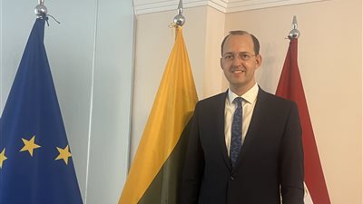 وزير النقل الليتواني يؤكد مصر بوابة منطقة الشرق الأوسط وإفريقيا