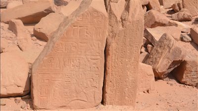 خبير آثار يطالب بضم سرابيط الخادم إلى قائمة التراث العالمي باليونسكو 