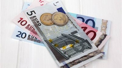 سعر اليورو في بنوك مصر اليوم السبت 27 أبريل 2024