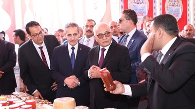 وزير التعليم يوجه بإطلاق معرض دائم لتسويق منتجات طلاب التعليم الفني وأعمالهم بأسعار مناسبة