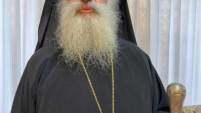  المطران عطا الله حنا: 