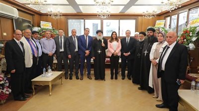 محافظ دمياط تُقدم التهنئة بمناسبة عيد القيامة المجيد ويستقبل نيافة الحبر الجليل الأنبا ماركوس 