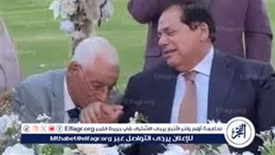 بعد تقبيله يد محمد أبو العينين.. مصطفى بكري يدافع عن حسام موافي (فيديو)