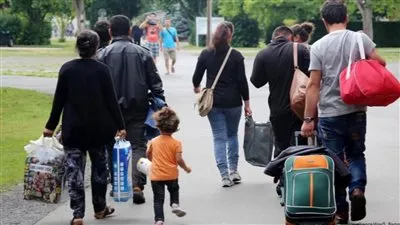 رغم المخاطر..بريطانيا على وشك ترحيل 30 طالب لجوء كردي إلى العراق