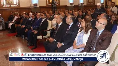 محافظ بني سويف يشهد قداس عيد القيامة بالكنيسة الإنجيلية بمصر الجديدة
