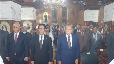 محافظ القليوبية يشهد قداس عيد القيامة المجيد بكنيسة العذراء ببنها