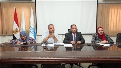 مياه أسيوط تعقد اجتماعا لمناقشة الموقف التنفيذي للوصلات للصرف الصحي بقرى حياة كريمة