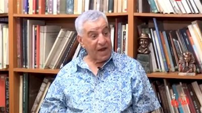 ردا عن تصريحات علي جمعة بشأن الأنبياء.. زاهي حواس: 