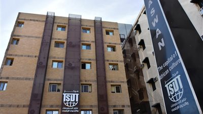 أسوان أفضل محافظات الجمهورية في توطين النظم والتكنولوجيا (تفاصيل)