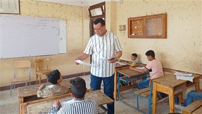 وكيل تعليم قنا ينظم زيارة مفاجئة لمتابعة الامتحانات بإدارتي فرشوط وأبوتشت