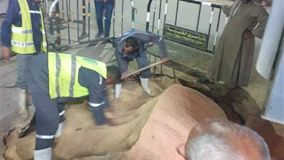 إصلاح هبوط أرضي بثلاث مناطق متفرقة بحي شرق شبرا الخيمة