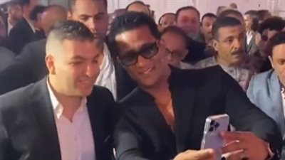 محمد رمضان يتألق في حفل زفاف ابنة مصطفى كامل 