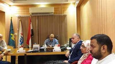 وكيل صحة أسيوط يستقبل وفدا من وزارة الصحة والسكان
