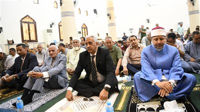 سكرتير عام محافظة قنا يفتتح أعمال إحلال وتجديد مسجد الدرب الجديد بمركز نجع حمادي