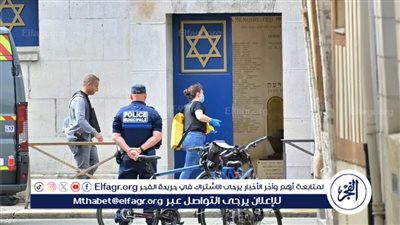 الشرطة الفرنسية تقتل جزائريا أضرم النار في كنيس يهودي