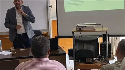 محافظ أسيوط: تنظيم ورش عمل حول إجراءات السلامة والصحة المهنية