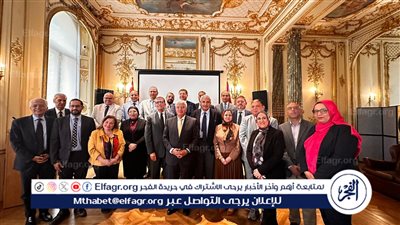 وزير التعليم العالى يجتمع بنخبة من العلماء والأساتذة المصريين بالجامعات البريطانية