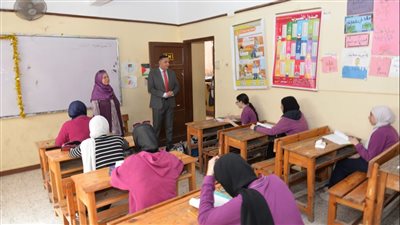 طلاب الشهادة الإعدادية في الدقهلية يؤدون اليوم امتحان العلوم والكمبيوتر 