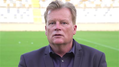 مارك فوتا: آياكس تعاقد مع لاعبين سيئين للغاية ينظرون لـ الأموال