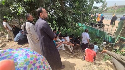 انتشال 16 شخصا نتيجة حادث سقوط ميكروباص معدية أبو غالب بمنشأة القناطر